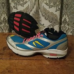 NEWTON sir isaac S running shoes